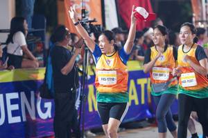 BIB: 1013, 1710, 11307
                            <button type="button" onclick="openModal(9868226)" class="btn btn-primary btn-sm float-right btn-popup" data-toggle="modal" data-target=".modal-high-quality">
                        <i class="fas fa-shopping-cart"></i> Add to Cart
                    </button>
                                            <button type="button" onclick="isThisMe(9868226, true)" class="btn btn-success btn-sm float-right btn-popup btn-isme hidden" data-toggle="tooltip" data-placement="bottom" title="นี่คือรูปของคุณใช่ไหม คลิกที่นี่เพื่อเอาเข้าอัลบั้ม">
                        <i class="fas fa-plus"></i> Add to album
                    </button>
                    <button type="button" onclick="isThisMe(9868226, false)" class="btn btn-warning btn-sm float-right btn-popup btn-isnotme hidden">
                        <i class="fas fa-ban"></i> Remove from album
                    </button>