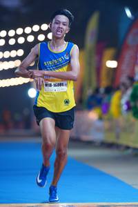 BIB: 16801
                            <button type="button" onclick="openModal(7425699)" class="btn btn-primary btn-sm float-right btn-popup" data-toggle="modal" data-target=".modal-high-quality">
                        <i class="fas fa-shopping-cart"></i> Add to Cart
                    </button>
                                            <button type="button" onclick="isThisMe(7425699, true)" class="btn btn-success btn-sm float-right btn-popup btn-isme hidden" data-toggle="tooltip" data-placement="bottom" title="นี่คือรูปของคุณใช่ไหม คลิกที่นี่เพื่อเอาเข้าอัลบั้ม">
                        <i class="fas fa-plus"></i> Add to album
                    </button>
                    <button type="button" onclick="isThisMe(7425699, false)" class="btn btn-warning btn-sm float-right btn-popup btn-isnotme hidden">
                        <i class="fas fa-ban"></i> Remove from album
                    </button>