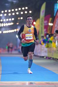 BIB: 10955
                            <button type="button" onclick="openModal(7428419)" class="btn btn-primary btn-sm float-right btn-popup" data-toggle="modal" data-target=".modal-high-quality">
                        <i class="fas fa-shopping-cart"></i> Add to Cart
                    </button>
                                            <button type="button" onclick="isThisMe(7428419, true)" class="btn btn-success btn-sm float-right btn-popup btn-isme hidden" data-toggle="tooltip" data-placement="bottom" title="นี่คือรูปของคุณใช่ไหม คลิกที่นี่เพื่อเอาเข้าอัลบั้ม">
                        <i class="fas fa-plus"></i> Add to album
                    </button>
                    <button type="button" onclick="isThisMe(7428419, false)" class="btn btn-warning btn-sm float-right btn-popup btn-isnotme hidden">
                        <i class="fas fa-ban"></i> Remove from album
                    </button>