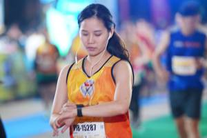 BIB: 15287
                            <button type="button" onclick="openModal(7424907)" class="btn btn-primary btn-sm float-right btn-popup" data-toggle="modal" data-target=".modal-high-quality">
                        <i class="fas fa-shopping-cart"></i> Add to Cart
                    </button>
                                            <button type="button" onclick="isThisMe(7424907, true)" class="btn btn-success btn-sm float-right btn-popup btn-isme hidden" data-toggle="tooltip" data-placement="bottom" title="นี่คือรูปของคุณใช่ไหม คลิกที่นี่เพื่อเอาเข้าอัลบั้ม">
                        <i class="fas fa-plus"></i> Add to album
                    </button>
                    <button type="button" onclick="isThisMe(7424907, false)" class="btn btn-warning btn-sm float-right btn-popup btn-isnotme hidden">
                        <i class="fas fa-ban"></i> Remove from album
                    </button>