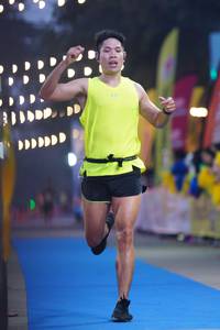 BIB: 
                            <button type="button" onclick="openModal(9868935)" class="btn btn-primary btn-sm float-right btn-popup" data-toggle="modal" data-target=".modal-high-quality">
                        <i class="fas fa-shopping-cart"></i> Add to Cart
                    </button>
                                            <button type="button" onclick="isThisMe(9868935, true)" class="btn btn-success btn-sm float-right btn-popup btn-isme hidden" data-toggle="tooltip" data-placement="bottom" title="นี่คือรูปของคุณใช่ไหม คลิกที่นี่เพื่อเอาเข้าอัลบั้ม">
                        <i class="fas fa-plus"></i> Add to album
                    </button>
                    <button type="button" onclick="isThisMe(9868935, false)" class="btn btn-warning btn-sm float-right btn-popup btn-isnotme hidden">
                        <i class="fas fa-ban"></i> Remove from album
                    </button>