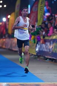 BIB: 15914
                            <button type="button" onclick="openModal(9868425)" class="btn btn-primary btn-sm float-right btn-popup" data-toggle="modal" data-target=".modal-high-quality">
                        <i class="fas fa-shopping-cart"></i> Add to Cart
                    </button>
                                            <button type="button" onclick="isThisMe(9868425, true)" class="btn btn-success btn-sm float-right btn-popup btn-isme hidden" data-toggle="tooltip" data-placement="bottom" title="นี่คือรูปของคุณใช่ไหม คลิกที่นี่เพื่อเอาเข้าอัลบั้ม">
                        <i class="fas fa-plus"></i> Add to album
                    </button>
                    <button type="button" onclick="isThisMe(9868425, false)" class="btn btn-warning btn-sm float-right btn-popup btn-isnotme hidden">
                        <i class="fas fa-ban"></i> Remove from album
                    </button>