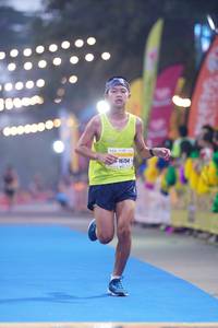 BIB: 16754
                            <button type="button" onclick="openModal(9869071)" class="btn btn-primary btn-sm float-right btn-popup" data-toggle="modal" data-target=".modal-high-quality">
                        <i class="fas fa-shopping-cart"></i> Add to Cart
                    </button>
                                            <button type="button" onclick="isThisMe(9869071, true)" class="btn btn-success btn-sm float-right btn-popup btn-isme hidden" data-toggle="tooltip" data-placement="bottom" title="นี่คือรูปของคุณใช่ไหม คลิกที่นี่เพื่อเอาเข้าอัลบั้ม">
                        <i class="fas fa-plus"></i> Add to album
                    </button>
                    <button type="button" onclick="isThisMe(9869071, false)" class="btn btn-warning btn-sm float-right btn-popup btn-isnotme hidden">
                        <i class="fas fa-ban"></i> Remove from album
                    </button>