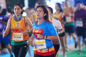 BIB: 5308
                            <button type="button" onclick="openModal(9868135)" class="btn btn-primary btn-sm float-right btn-popup" data-toggle="modal" data-target=".modal-high-quality">
                        <i class="fas fa-shopping-cart"></i> Add to Cart
                    </button>
                                            <button type="button" onclick="isThisMe(9868135, true)" class="btn btn-success btn-sm float-right btn-popup btn-isme hidden" data-toggle="tooltip" data-placement="bottom" title="นี่คือรูปของคุณใช่ไหม คลิกที่นี่เพื่อเอาเข้าอัลบั้ม">
                        <i class="fas fa-plus"></i> Add to album
                    </button>
                    <button type="button" onclick="isThisMe(9868135, false)" class="btn btn-warning btn-sm float-right btn-popup btn-isnotme hidden">
                        <i class="fas fa-ban"></i> Remove from album
                    </button>