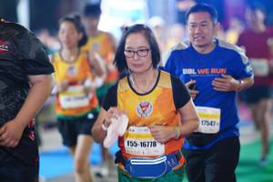 BIB: 17547, 16778
                            <button type="button" onclick="openModal(7424817)" class="btn btn-primary btn-sm float-right btn-popup" data-toggle="modal" data-target=".modal-high-quality">
                        <i class="fas fa-shopping-cart"></i> Add to Cart
                    </button>
                                            <button type="button" onclick="isThisMe(7424817, true)" class="btn btn-success btn-sm float-right btn-popup btn-isme hidden" data-toggle="tooltip" data-placement="bottom" title="นี่คือรูปของคุณใช่ไหม คลิกที่นี่เพื่อเอาเข้าอัลบั้ม">
                        <i class="fas fa-plus"></i> Add to album
                    </button>
                    <button type="button" onclick="isThisMe(7424817, false)" class="btn btn-warning btn-sm float-right btn-popup btn-isnotme hidden">
                        <i class="fas fa-ban"></i> Remove from album
                    </button>