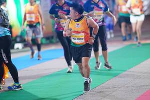 BIB: 17199
                            <button type="button" onclick="openModal(9868172)" class="btn btn-primary btn-sm float-right btn-popup" data-toggle="modal" data-target=".modal-high-quality">
                        <i class="fas fa-shopping-cart"></i> Add to Cart
                    </button>
                                            <button type="button" onclick="isThisMe(9868172, true)" class="btn btn-success btn-sm float-right btn-popup btn-isme hidden" data-toggle="tooltip" data-placement="bottom" title="นี่คือรูปของคุณใช่ไหม คลิกที่นี่เพื่อเอาเข้าอัลบั้ม">
                        <i class="fas fa-plus"></i> Add to album
                    </button>
                    <button type="button" onclick="isThisMe(9868172, false)" class="btn btn-warning btn-sm float-right btn-popup btn-isnotme hidden">
                        <i class="fas fa-ban"></i> Remove from album
                    </button>