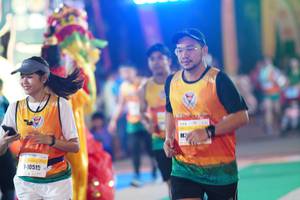 BIB: 10515
                            <button type="button" onclick="openModal(7424962)" class="btn btn-primary btn-sm float-right btn-popup" data-toggle="modal" data-target=".modal-high-quality">
                        <i class="fas fa-shopping-cart"></i> Add to Cart
                    </button>
                                            <button type="button" onclick="isThisMe(7424962, true)" class="btn btn-success btn-sm float-right btn-popup btn-isme hidden" data-toggle="tooltip" data-placement="bottom" title="นี่คือรูปของคุณใช่ไหม คลิกที่นี่เพื่อเอาเข้าอัลบั้ม">
                        <i class="fas fa-plus"></i> Add to album
                    </button>
                    <button type="button" onclick="isThisMe(7424962, false)" class="btn btn-warning btn-sm float-right btn-popup btn-isnotme hidden">
                        <i class="fas fa-ban"></i> Remove from album
                    </button>