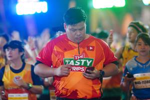 BIB: 11380
                            <button type="button" onclick="openModal(7423672)" class="btn btn-primary btn-sm float-right btn-popup" data-toggle="modal" data-target=".modal-high-quality">
                        <i class="fas fa-shopping-cart"></i> Add to Cart
                    </button>
                                            <button type="button" onclick="isThisMe(7423672, true)" class="btn btn-success btn-sm float-right btn-popup btn-isme hidden" data-toggle="tooltip" data-placement="bottom" title="นี่คือรูปของคุณใช่ไหม คลิกที่นี่เพื่อเอาเข้าอัลบั้ม">
                        <i class="fas fa-plus"></i> Add to album
                    </button>
                    <button type="button" onclick="isThisMe(7423672, false)" class="btn btn-warning btn-sm float-right btn-popup btn-isnotme hidden">
                        <i class="fas fa-ban"></i> Remove from album
                    </button>