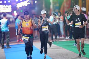 BIB: 11582, 15269, 17352
                            <button type="button" onclick="openModal(9868332)" class="btn btn-primary btn-sm float-right btn-popup" data-toggle="modal" data-target=".modal-high-quality">
                        <i class="fas fa-shopping-cart"></i> Add to Cart
                    </button>
                                            <button type="button" onclick="isThisMe(9868332, true)" class="btn btn-success btn-sm float-right btn-popup btn-isme hidden" data-toggle="tooltip" data-placement="bottom" title="นี่คือรูปของคุณใช่ไหม คลิกที่นี่เพื่อเอาเข้าอัลบั้ม">
                        <i class="fas fa-plus"></i> Add to album
                    </button>
                    <button type="button" onclick="isThisMe(9868332, false)" class="btn btn-warning btn-sm float-right btn-popup btn-isnotme hidden">
                        <i class="fas fa-ban"></i> Remove from album
                    </button>