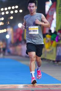 BIB: 16653
                            <button type="button" onclick="openModal(9868943)" class="btn btn-primary btn-sm float-right btn-popup" data-toggle="modal" data-target=".modal-high-quality">
                        <i class="fas fa-shopping-cart"></i> Add to Cart
                    </button>
                                            <button type="button" onclick="isThisMe(9868943, true)" class="btn btn-success btn-sm float-right btn-popup btn-isme hidden" data-toggle="tooltip" data-placement="bottom" title="นี่คือรูปของคุณใช่ไหม คลิกที่นี่เพื่อเอาเข้าอัลบั้ม">
                        <i class="fas fa-plus"></i> Add to album
                    </button>
                    <button type="button" onclick="isThisMe(9868943, false)" class="btn btn-warning btn-sm float-right btn-popup btn-isnotme hidden">
                        <i class="fas fa-ban"></i> Remove from album
                    </button>