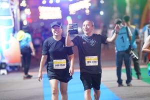 BIB: 17740, 17535
                            <button type="button" onclick="openModal(9868287)" class="btn btn-primary btn-sm float-right btn-popup" data-toggle="modal" data-target=".modal-high-quality">
                        <i class="fas fa-shopping-cart"></i> Add to Cart
                    </button>
                                            <button type="button" onclick="isThisMe(9868287, true)" class="btn btn-success btn-sm float-right btn-popup btn-isme hidden" data-toggle="tooltip" data-placement="bottom" title="นี่คือรูปของคุณใช่ไหม คลิกที่นี่เพื่อเอาเข้าอัลบั้ม">
                        <i class="fas fa-plus"></i> Add to album
                    </button>
                    <button type="button" onclick="isThisMe(9868287, false)" class="btn btn-warning btn-sm float-right btn-popup btn-isnotme hidden">
                        <i class="fas fa-ban"></i> Remove from album
                    </button>