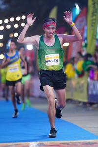 BIB: 935
                            <button type="button" onclick="openModal(9868913)" class="btn btn-primary btn-sm float-right btn-popup" data-toggle="modal" data-target=".modal-high-quality">
                        <i class="fas fa-shopping-cart"></i> Add to Cart
                    </button>
                                            <button type="button" onclick="isThisMe(9868913, true)" class="btn btn-success btn-sm float-right btn-popup btn-isme hidden" data-toggle="tooltip" data-placement="bottom" title="นี่คือรูปของคุณใช่ไหม คลิกที่นี่เพื่อเอาเข้าอัลบั้ม">
                        <i class="fas fa-plus"></i> Add to album
                    </button>
                    <button type="button" onclick="isThisMe(9868913, false)" class="btn btn-warning btn-sm float-right btn-popup btn-isnotme hidden">
                        <i class="fas fa-ban"></i> Remove from album
                    </button>