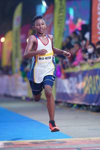 BIB: 16734
                            <button type="button" onclick="openModal(7428279)" class="btn btn-primary btn-sm float-right btn-popup" data-toggle="modal" data-target=".modal-high-quality">
                        <i class="fas fa-shopping-cart"></i> Add to Cart
                    </button>
                                            <button type="button" onclick="isThisMe(7428279, true)" class="btn btn-success btn-sm float-right btn-popup btn-isme hidden" data-toggle="tooltip" data-placement="bottom" title="นี่คือรูปของคุณใช่ไหม คลิกที่นี่เพื่อเอาเข้าอัลบั้ม">
                        <i class="fas fa-plus"></i> Add to album
                    </button>
                    <button type="button" onclick="isThisMe(7428279, false)" class="btn btn-warning btn-sm float-right btn-popup btn-isnotme hidden">
                        <i class="fas fa-ban"></i> Remove from album
                    </button>