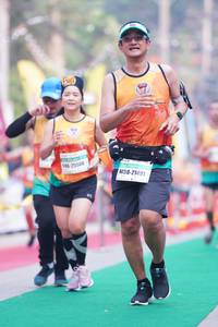 BIB: 140, 25508, 21491
                            <button type="button" onclick="openModal(9876065)" class="btn btn-primary btn-sm float-right btn-popup" data-toggle="modal" data-target=".modal-high-quality">
                        <i class="fas fa-shopping-cart"></i> Add to Cart
                    </button>
                                            <button type="button" onclick="isThisMe(9876065, true)" class="btn btn-success btn-sm float-right btn-popup btn-isme hidden" data-toggle="tooltip" data-placement="bottom" title="นี่คือรูปของคุณใช่ไหม คลิกที่นี่เพื่อเอาเข้าอัลบั้ม">
                        <i class="fas fa-plus"></i> Add to album
                    </button>
                    <button type="button" onclick="isThisMe(9876065, false)" class="btn btn-warning btn-sm float-right btn-popup btn-isnotme hidden">
                        <i class="fas fa-ban"></i> Remove from album
                    </button>