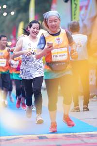 BIB: 10845
                            <button type="button" onclick="openModal(7332141)" class="btn btn-primary btn-sm float-right btn-popup" data-toggle="modal" data-target=".modal-high-quality">
                        <i class="fas fa-shopping-cart"></i> Add to Cart
                    </button>
                                            <button type="button" onclick="isThisMe(7332141, true)" class="btn btn-success btn-sm float-right btn-popup btn-isme hidden" data-toggle="tooltip" data-placement="bottom" title="นี่คือรูปของคุณใช่ไหม คลิกที่นี่เพื่อเอาเข้าอัลบั้ม">
                        <i class="fas fa-plus"></i> Add to album
                    </button>
                    <button type="button" onclick="isThisMe(7332141, false)" class="btn btn-warning btn-sm float-right btn-popup btn-isnotme hidden">
                        <i class="fas fa-ban"></i> Remove from album
                    </button>