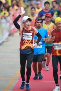 BIB: 46330, 17185, 47032
                            <button type="button" onclick="openModal(8193972)" class="btn btn-primary btn-sm float-right btn-popup" data-toggle="modal" data-target=".modal-high-quality">
                        <i class="fas fa-shopping-cart"></i> Add to Cart
                    </button>
                                            <button type="button" onclick="isThisMe(8193972, true)" class="btn btn-success btn-sm float-right btn-popup btn-isme hidden" data-toggle="tooltip" data-placement="bottom" title="นี่คือรูปของคุณใช่ไหม คลิกที่นี่เพื่อเอาเข้าอัลบั้ม">
                        <i class="fas fa-plus"></i> Add to album
                    </button>
                    <button type="button" onclick="isThisMe(8193972, false)" class="btn btn-warning btn-sm float-right btn-popup btn-isnotme hidden">
                        <i class="fas fa-ban"></i> Remove from album
                    </button>
