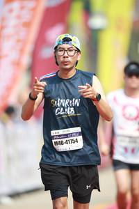 BIB: 192, 41754
                            <button type="button" onclick="openModal(8406817)" class="btn btn-primary btn-sm float-right btn-popup" data-toggle="modal" data-target=".modal-high-quality">
                        <i class="fas fa-shopping-cart"></i> Add to Cart
                    </button>
                                            <button type="button" onclick="isThisMe(8406817, true)" class="btn btn-success btn-sm float-right btn-popup btn-isme hidden" data-toggle="tooltip" data-placement="bottom" title="นี่คือรูปของคุณใช่ไหม คลิกที่นี่เพื่อเอาเข้าอัลบั้ม">
                        <i class="fas fa-plus"></i> Add to album
                    </button>
                    <button type="button" onclick="isThisMe(8406817, false)" class="btn btn-warning btn-sm float-right btn-popup btn-isnotme hidden">
                        <i class="fas fa-ban"></i> Remove from album
                    </button>