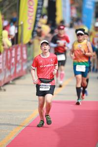 BIB: 46534
                            <button type="button" onclick="openModal(8315150)" class="btn btn-primary btn-sm float-right btn-popup" data-toggle="modal" data-target=".modal-high-quality">
                        <i class="fas fa-shopping-cart"></i> Add to Cart
                    </button>
                                            <button type="button" onclick="isThisMe(8315150, true)" class="btn btn-success btn-sm float-right btn-popup btn-isme hidden" data-toggle="tooltip" data-placement="bottom" title="นี่คือรูปของคุณใช่ไหม คลิกที่นี่เพื่อเอาเข้าอัลบั้ม">
                        <i class="fas fa-plus"></i> Add to album
                    </button>
                    <button type="button" onclick="isThisMe(8315150, false)" class="btn btn-warning btn-sm float-right btn-popup btn-isnotme hidden">
                        <i class="fas fa-ban"></i> Remove from album
                    </button>