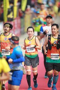 BIB: 40194, 47588, 42865
                            <button type="button" onclick="openModal(8291384)" class="btn btn-primary btn-sm float-right btn-popup" data-toggle="modal" data-target=".modal-high-quality">
                        <i class="fas fa-shopping-cart"></i> Add to Cart
                    </button>
                                            <button type="button" onclick="isThisMe(8291384, true)" class="btn btn-success btn-sm float-right btn-popup btn-isme hidden" data-toggle="tooltip" data-placement="bottom" title="นี่คือรูปของคุณใช่ไหม คลิกที่นี่เพื่อเอาเข้าอัลบั้ม">
                        <i class="fas fa-plus"></i> Add to album
                    </button>
                    <button type="button" onclick="isThisMe(8291384, false)" class="btn btn-warning btn-sm float-right btn-popup btn-isnotme hidden">
                        <i class="fas fa-ban"></i> Remove from album
                    </button>
