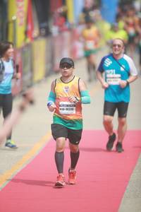 BIB: 46338
                            <button type="button" onclick="openModal(8232748)" class="btn btn-primary btn-sm float-right btn-popup" data-toggle="modal" data-target=".modal-high-quality">
                        <i class="fas fa-shopping-cart"></i> Add to Cart
                    </button>
                                            <button type="button" onclick="isThisMe(8232748, true)" class="btn btn-success btn-sm float-right btn-popup btn-isme hidden" data-toggle="tooltip" data-placement="bottom" title="นี่คือรูปของคุณใช่ไหม คลิกที่นี่เพื่อเอาเข้าอัลบั้ม">
                        <i class="fas fa-plus"></i> Add to album
                    </button>
                    <button type="button" onclick="isThisMe(8232748, false)" class="btn btn-warning btn-sm float-right btn-popup btn-isnotme hidden">
                        <i class="fas fa-ban"></i> Remove from album
                    </button>