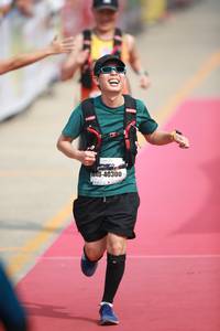 BIB: 40300
                            <button type="button" onclick="openModal(8315547)" class="btn btn-primary btn-sm float-right btn-popup" data-toggle="modal" data-target=".modal-high-quality">
                        <i class="fas fa-shopping-cart"></i> Add to Cart
                    </button>
                                            <button type="button" onclick="isThisMe(8315547, true)" class="btn btn-success btn-sm float-right btn-popup btn-isme hidden" data-toggle="tooltip" data-placement="bottom" title="นี่คือรูปของคุณใช่ไหม คลิกที่นี่เพื่อเอาเข้าอัลบั้ม">
                        <i class="fas fa-plus"></i> Add to album
                    </button>
                    <button type="button" onclick="isThisMe(8315547, false)" class="btn btn-warning btn-sm float-right btn-popup btn-isnotme hidden">
                        <i class="fas fa-ban"></i> Remove from album
                    </button>