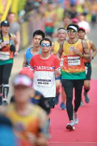 BIB: 42846, 41516
                            <button type="button" onclick="openModal(8202473)" class="btn btn-primary btn-sm float-right btn-popup" data-toggle="modal" data-target=".modal-high-quality">
                        <i class="fas fa-shopping-cart"></i> Add to Cart
                    </button>
                                            <button type="button" onclick="isThisMe(8202473, true)" class="btn btn-success btn-sm float-right btn-popup btn-isme hidden" data-toggle="tooltip" data-placement="bottom" title="นี่คือรูปของคุณใช่ไหม คลิกที่นี่เพื่อเอาเข้าอัลบั้ม">
                        <i class="fas fa-plus"></i> Add to album
                    </button>
                    <button type="button" onclick="isThisMe(8202473, false)" class="btn btn-warning btn-sm float-right btn-popup btn-isnotme hidden">
                        <i class="fas fa-ban"></i> Remove from album
                    </button>