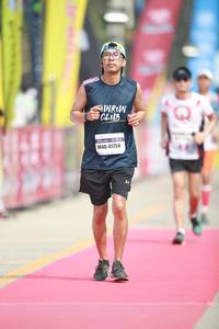 BIB: 41754
                            <button type="button" onclick="openModal(8406803)" class="btn btn-primary btn-sm float-right btn-popup" data-toggle="modal" data-target=".modal-high-quality">
                        <i class="fas fa-shopping-cart"></i> Add to Cart
                    </button>
                                            <button type="button" onclick="isThisMe(8406803, true)" class="btn btn-success btn-sm float-right btn-popup btn-isme hidden" data-toggle="tooltip" data-placement="bottom" title="นี่คือรูปของคุณใช่ไหม คลิกที่นี่เพื่อเอาเข้าอัลบั้ม">
                        <i class="fas fa-plus"></i> Add to album
                    </button>
                    <button type="button" onclick="isThisMe(8406803, false)" class="btn btn-warning btn-sm float-right btn-popup btn-isnotme hidden">
                        <i class="fas fa-ban"></i> Remove from album
                    </button>