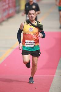 BIB: 42100
                            <button type="button" onclick="openModal(8403539)" class="btn btn-primary btn-sm float-right btn-popup" data-toggle="modal" data-target=".modal-high-quality">
                        <i class="fas fa-shopping-cart"></i> Add to Cart
                    </button>
                                            <button type="button" onclick="isThisMe(8403539, true)" class="btn btn-success btn-sm float-right btn-popup btn-isme hidden" data-toggle="tooltip" data-placement="bottom" title="นี่คือรูปของคุณใช่ไหม คลิกที่นี่เพื่อเอาเข้าอัลบั้ม">
                        <i class="fas fa-plus"></i> Add to album
                    </button>
                    <button type="button" onclick="isThisMe(8403539, false)" class="btn btn-warning btn-sm float-right btn-popup btn-isnotme hidden">
                        <i class="fas fa-ban"></i> Remove from album
                    </button>