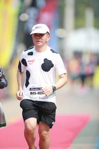 BIB: 4657
                            <button type="button" onclick="openModal(8404955)" class="btn btn-primary btn-sm float-right btn-popup" data-toggle="modal" data-target=".modal-high-quality">
                        <i class="fas fa-shopping-cart"></i> Add to Cart
                    </button>
                                            <button type="button" onclick="isThisMe(8404955, true)" class="btn btn-success btn-sm float-right btn-popup btn-isme hidden" data-toggle="tooltip" data-placement="bottom" title="นี่คือรูปของคุณใช่ไหม คลิกที่นี่เพื่อเอาเข้าอัลบั้ม">
                        <i class="fas fa-plus"></i> Add to album
                    </button>
                    <button type="button" onclick="isThisMe(8404955, false)" class="btn btn-warning btn-sm float-right btn-popup btn-isnotme hidden">
                        <i class="fas fa-ban"></i> Remove from album
                    </button>