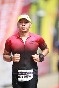 BIB: 42195, 40852
                            <button type="button" onclick="openModal(8406798)" class="btn btn-primary btn-sm float-right btn-popup" data-toggle="modal" data-target=".modal-high-quality">
                        <i class="fas fa-shopping-cart"></i> Add to Cart
                    </button>
                                            <button type="button" onclick="isThisMe(8406798, true)" class="btn btn-success btn-sm float-right btn-popup btn-isme hidden" data-toggle="tooltip" data-placement="bottom" title="นี่คือรูปของคุณใช่ไหม คลิกที่นี่เพื่อเอาเข้าอัลบั้ม">
                        <i class="fas fa-plus"></i> Add to album
                    </button>
                    <button type="button" onclick="isThisMe(8406798, false)" class="btn btn-warning btn-sm float-right btn-popup btn-isnotme hidden">
                        <i class="fas fa-ban"></i> Remove from album
                    </button>