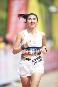 BIB: 4504
                            <button type="button" onclick="openModal(8404370)" class="btn btn-primary btn-sm float-right btn-popup" data-toggle="modal" data-target=".modal-high-quality">
                        <i class="fas fa-shopping-cart"></i> Add to Cart
                    </button>
                                            <button type="button" onclick="isThisMe(8404370, true)" class="btn btn-success btn-sm float-right btn-popup btn-isme hidden" data-toggle="tooltip" data-placement="bottom" title="นี่คือรูปของคุณใช่ไหม คลิกที่นี่เพื่อเอาเข้าอัลบั้ม">
                        <i class="fas fa-plus"></i> Add to album
                    </button>
                    <button type="button" onclick="isThisMe(8404370, false)" class="btn btn-warning btn-sm float-right btn-popup btn-isnotme hidden">
                        <i class="fas fa-ban"></i> Remove from album
                    </button>