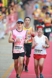 BIB: 469, 42549, 40273
                            <button type="button" onclick="openModal(8195440)" class="btn btn-primary btn-sm float-right btn-popup" data-toggle="modal" data-target=".modal-high-quality">
                        <i class="fas fa-shopping-cart"></i> Add to Cart
                    </button>
                                            <button type="button" onclick="isThisMe(8195440, true)" class="btn btn-success btn-sm float-right btn-popup btn-isme hidden" data-toggle="tooltip" data-placement="bottom" title="นี่คือรูปของคุณใช่ไหม คลิกที่นี่เพื่อเอาเข้าอัลบั้ม">
                        <i class="fas fa-plus"></i> Add to album
                    </button>
                    <button type="button" onclick="isThisMe(8195440, false)" class="btn btn-warning btn-sm float-right btn-popup btn-isnotme hidden">
                        <i class="fas fa-ban"></i> Remove from album
                    </button>