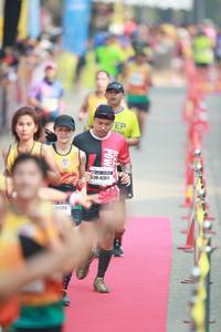 BIB: 42811, 5033
                            <button type="button" onclick="openModal(8212483)" class="btn btn-primary btn-sm float-right btn-popup" data-toggle="modal" data-target=".modal-high-quality">
                        <i class="fas fa-shopping-cart"></i> Add to Cart
                    </button>
                                            <button type="button" onclick="isThisMe(8212483, true)" class="btn btn-success btn-sm float-right btn-popup btn-isme hidden" data-toggle="tooltip" data-placement="bottom" title="นี่คือรูปของคุณใช่ไหม คลิกที่นี่เพื่อเอาเข้าอัลบั้ม">
                        <i class="fas fa-plus"></i> Add to album
                    </button>
                    <button type="button" onclick="isThisMe(8212483, false)" class="btn btn-warning btn-sm float-right btn-popup btn-isnotme hidden">
                        <i class="fas fa-ban"></i> Remove from album
                    </button>