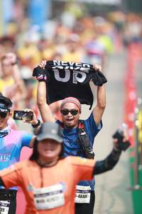 BIB: 112, 48486
                            <button type="button" onclick="openModal(8412615)" class="btn btn-primary btn-sm float-right btn-popup" data-toggle="modal" data-target=".modal-high-quality">
                        <i class="fas fa-shopping-cart"></i> Add to Cart
                    </button>
                                            <button type="button" onclick="isThisMe(8412615, true)" class="btn btn-success btn-sm float-right btn-popup btn-isme hidden" data-toggle="tooltip" data-placement="bottom" title="นี่คือรูปของคุณใช่ไหม คลิกที่นี่เพื่อเอาเข้าอัลบั้ม">
                        <i class="fas fa-plus"></i> Add to album
                    </button>
                    <button type="button" onclick="isThisMe(8412615, false)" class="btn btn-warning btn-sm float-right btn-popup btn-isnotme hidden">
                        <i class="fas fa-ban"></i> Remove from album
                    </button>