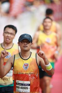 BIB: 42195, 45935
                            <button type="button" onclick="openModal(8222833)" class="btn btn-primary btn-sm float-right btn-popup" data-toggle="modal" data-target=".modal-high-quality">
                        <i class="fas fa-shopping-cart"></i> Add to Cart
                    </button>
                                            <button type="button" onclick="isThisMe(8222833, true)" class="btn btn-success btn-sm float-right btn-popup btn-isme hidden" data-toggle="tooltip" data-placement="bottom" title="นี่คือรูปของคุณใช่ไหม คลิกที่นี่เพื่อเอาเข้าอัลบั้ม">
                        <i class="fas fa-plus"></i> Add to album
                    </button>
                    <button type="button" onclick="isThisMe(8222833, false)" class="btn btn-warning btn-sm float-right btn-popup btn-isnotme hidden">
                        <i class="fas fa-ban"></i> Remove from album
                    </button>