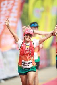 BIB: 40323, 
                            <button type="button" onclick="openModal(8404456)" class="btn btn-primary btn-sm float-right btn-popup" data-toggle="modal" data-target=".modal-high-quality">
                        <i class="fas fa-shopping-cart"></i> Add to Cart
                    </button>
                                            <button type="button" onclick="isThisMe(8404456, true)" class="btn btn-success btn-sm float-right btn-popup btn-isme hidden" data-toggle="tooltip" data-placement="bottom" title="นี่คือรูปของคุณใช่ไหม คลิกที่นี่เพื่อเอาเข้าอัลบั้ม">
                        <i class="fas fa-plus"></i> Add to album
                    </button>
                    <button type="button" onclick="isThisMe(8404456, false)" class="btn btn-warning btn-sm float-right btn-popup btn-isnotme hidden">
                        <i class="fas fa-ban"></i> Remove from album
                    </button>