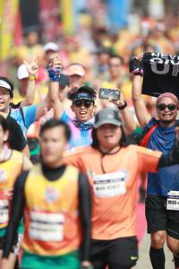 BIB: 
                            <button type="button" onclick="openModal(8412570)" class="btn btn-primary btn-sm float-right btn-popup" data-toggle="modal" data-target=".modal-high-quality">
                        <i class="fas fa-shopping-cart"></i> Add to Cart
                    </button>
                                            <button type="button" onclick="isThisMe(8412570, true)" class="btn btn-success btn-sm float-right btn-popup btn-isme hidden" data-toggle="tooltip" data-placement="bottom" title="นี่คือรูปของคุณใช่ไหม คลิกที่นี่เพื่อเอาเข้าอัลบั้ม">
                        <i class="fas fa-plus"></i> Add to album
                    </button>
                    <button type="button" onclick="isThisMe(8412570, false)" class="btn btn-warning btn-sm float-right btn-popup btn-isnotme hidden">
                        <i class="fas fa-ban"></i> Remove from album
                    </button>