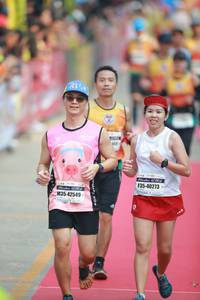 BIB: 40273, 42549
                            <button type="button" onclick="openModal(8195433)" class="btn btn-primary btn-sm float-right btn-popup" data-toggle="modal" data-target=".modal-high-quality">
                        <i class="fas fa-shopping-cart"></i> Add to Cart
                    </button>
                                            <button type="button" onclick="isThisMe(8195433, true)" class="btn btn-success btn-sm float-right btn-popup btn-isme hidden" data-toggle="tooltip" data-placement="bottom" title="นี่คือรูปของคุณใช่ไหม คลิกที่นี่เพื่อเอาเข้าอัลบั้ม">
                        <i class="fas fa-plus"></i> Add to album
                    </button>
                    <button type="button" onclick="isThisMe(8195433, false)" class="btn btn-warning btn-sm float-right btn-popup btn-isnotme hidden">
                        <i class="fas fa-ban"></i> Remove from album
                    </button>