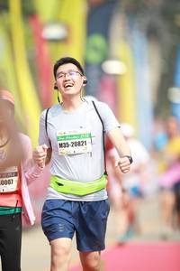 BIB: 20821, 0007
                            <button type="button" onclick="openModal(8405357)" class="btn btn-primary btn-sm float-right btn-popup" data-toggle="modal" data-target=".modal-high-quality">
                        <i class="fas fa-shopping-cart"></i> Add to Cart
                    </button>
                                            <button type="button" onclick="isThisMe(8405357, true)" class="btn btn-success btn-sm float-right btn-popup btn-isme hidden" data-toggle="tooltip" data-placement="bottom" title="นี่คือรูปของคุณใช่ไหม คลิกที่นี่เพื่อเอาเข้าอัลบั้ม">
                        <i class="fas fa-plus"></i> Add to album
                    </button>
                    <button type="button" onclick="isThisMe(8405357, false)" class="btn btn-warning btn-sm float-right btn-popup btn-isnotme hidden">
                        <i class="fas fa-ban"></i> Remove from album
                    </button>