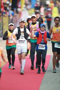 BIB: 454, 45243, 4169, 45330
                            <button type="button" onclick="openModal(8222491)" class="btn btn-primary btn-sm float-right btn-popup" data-toggle="modal" data-target=".modal-high-quality">
                        <i class="fas fa-shopping-cart"></i> Add to Cart
                    </button>
                                            <button type="button" onclick="isThisMe(8222491, true)" class="btn btn-success btn-sm float-right btn-popup btn-isme hidden" data-toggle="tooltip" data-placement="bottom" title="นี่คือรูปของคุณใช่ไหม คลิกที่นี่เพื่อเอาเข้าอัลบั้ม">
                        <i class="fas fa-plus"></i> Add to album
                    </button>
                    <button type="button" onclick="isThisMe(8222491, false)" class="btn btn-warning btn-sm float-right btn-popup btn-isnotme hidden">
                        <i class="fas fa-ban"></i> Remove from album
                    </button>