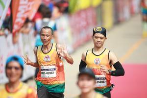 BIB: 45962, 45696
                            <button type="button" onclick="openModal(8408837)" class="btn btn-primary btn-sm float-right btn-popup" data-toggle="modal" data-target=".modal-high-quality">
                        <i class="fas fa-shopping-cart"></i> Add to Cart
                    </button>
                                            <button type="button" onclick="isThisMe(8408837, true)" class="btn btn-success btn-sm float-right btn-popup btn-isme hidden" data-toggle="tooltip" data-placement="bottom" title="นี่คือรูปของคุณใช่ไหม คลิกที่นี่เพื่อเอาเข้าอัลบั้ม">
                        <i class="fas fa-plus"></i> Add to album
                    </button>
                    <button type="button" onclick="isThisMe(8408837, false)" class="btn btn-warning btn-sm float-right btn-popup btn-isnotme hidden">
                        <i class="fas fa-ban"></i> Remove from album
                    </button>