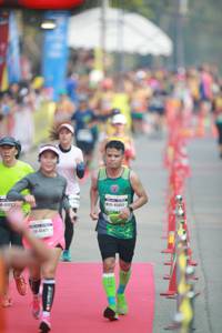 BIB: 4663, 4502, 4541
                            <button type="button" onclick="openModal(8194089)" class="btn btn-primary btn-sm float-right btn-popup" data-toggle="modal" data-target=".modal-high-quality">
                        <i class="fas fa-shopping-cart"></i> Add to Cart
                    </button>
                                            <button type="button" onclick="isThisMe(8194089, true)" class="btn btn-success btn-sm float-right btn-popup btn-isme hidden" data-toggle="tooltip" data-placement="bottom" title="นี่คือรูปของคุณใช่ไหม คลิกที่นี่เพื่อเอาเข้าอัลบั้ม">
                        <i class="fas fa-plus"></i> Add to album
                    </button>
                    <button type="button" onclick="isThisMe(8194089, false)" class="btn btn-warning btn-sm float-right btn-popup btn-isnotme hidden">
                        <i class="fas fa-ban"></i> Remove from album
                    </button>
