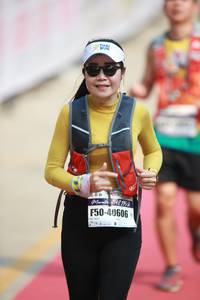 BIB: 4219, 40606
                            <button type="button" onclick="openModal(8220749)" class="btn btn-primary btn-sm float-right btn-popup" data-toggle="modal" data-target=".modal-high-quality">
                        <i class="fas fa-shopping-cart"></i> Add to Cart
                    </button>
                                            <button type="button" onclick="isThisMe(8220749, true)" class="btn btn-success btn-sm float-right btn-popup btn-isme hidden" data-toggle="tooltip" data-placement="bottom" title="นี่คือรูปของคุณใช่ไหม คลิกที่นี่เพื่อเอาเข้าอัลบั้ม">
                        <i class="fas fa-plus"></i> Add to album
                    </button>
                    <button type="button" onclick="isThisMe(8220749, false)" class="btn btn-warning btn-sm float-right btn-popup btn-isnotme hidden">
                        <i class="fas fa-ban"></i> Remove from album
                    </button>