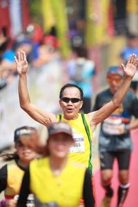 BIB: 1660
                            <button type="button" onclick="openModal(8410953)" class="btn btn-primary btn-sm float-right btn-popup" data-toggle="modal" data-target=".modal-high-quality">
                        <i class="fas fa-shopping-cart"></i> Add to Cart
                    </button>
                                            <button type="button" onclick="isThisMe(8410953, true)" class="btn btn-success btn-sm float-right btn-popup btn-isme hidden" data-toggle="tooltip" data-placement="bottom" title="นี่คือรูปของคุณใช่ไหม คลิกที่นี่เพื่อเอาเข้าอัลบั้ม">
                        <i class="fas fa-plus"></i> Add to album
                    </button>
                    <button type="button" onclick="isThisMe(8410953, false)" class="btn btn-warning btn-sm float-right btn-popup btn-isnotme hidden">
                        <i class="fas fa-ban"></i> Remove from album
                    </button>