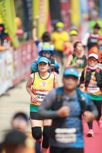 BIB: 452
                            <button type="button" onclick="openModal(8411343)" class="btn btn-primary btn-sm float-right btn-popup" data-toggle="modal" data-target=".modal-high-quality">
                        <i class="fas fa-shopping-cart"></i> Add to Cart
                    </button>
                                            <button type="button" onclick="isThisMe(8411343, true)" class="btn btn-success btn-sm float-right btn-popup btn-isme hidden" data-toggle="tooltip" data-placement="bottom" title="นี่คือรูปของคุณใช่ไหม คลิกที่นี่เพื่อเอาเข้าอัลบั้ม">
                        <i class="fas fa-plus"></i> Add to album
                    </button>
                    <button type="button" onclick="isThisMe(8411343, false)" class="btn btn-warning btn-sm float-right btn-popup btn-isnotme hidden">
                        <i class="fas fa-ban"></i> Remove from album
                    </button>