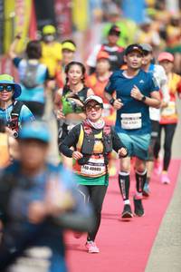 BIB: 40085
                            <button type="button" onclick="openModal(8411347)" class="btn btn-primary btn-sm float-right btn-popup" data-toggle="modal" data-target=".modal-high-quality">
                        <i class="fas fa-shopping-cart"></i> Add to Cart
                    </button>
                                            <button type="button" onclick="isThisMe(8411347, true)" class="btn btn-success btn-sm float-right btn-popup btn-isme hidden" data-toggle="tooltip" data-placement="bottom" title="นี่คือรูปของคุณใช่ไหม คลิกที่นี่เพื่อเอาเข้าอัลบั้ม">
                        <i class="fas fa-plus"></i> Add to album
                    </button>
                    <button type="button" onclick="isThisMe(8411347, false)" class="btn btn-warning btn-sm float-right btn-popup btn-isnotme hidden">
                        <i class="fas fa-ban"></i> Remove from album
                    </button>