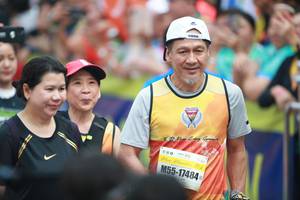 BIB: 102, 17484
                            <button type="button" onclick="openModal(8209515)" class="btn btn-primary btn-sm float-right btn-popup" data-toggle="modal" data-target=".modal-high-quality">
                        <i class="fas fa-shopping-cart"></i> Add to Cart
                    </button>
                                            <button type="button" onclick="isThisMe(8209515, true)" class="btn btn-success btn-sm float-right btn-popup btn-isme hidden" data-toggle="tooltip" data-placement="bottom" title="นี่คือรูปของคุณใช่ไหม คลิกที่นี่เพื่อเอาเข้าอัลบั้ม">
                        <i class="fas fa-plus"></i> Add to album
                    </button>
                    <button type="button" onclick="isThisMe(8209515, false)" class="btn btn-warning btn-sm float-right btn-popup btn-isnotme hidden">
                        <i class="fas fa-ban"></i> Remove from album
                    </button>