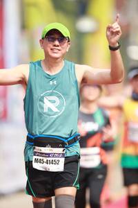 BIB: 42195, 41452
                            <button type="button" onclick="openModal(8406456)" class="btn btn-primary btn-sm float-right btn-popup" data-toggle="modal" data-target=".modal-high-quality">
                        <i class="fas fa-shopping-cart"></i> Add to Cart
                    </button>
                                            <button type="button" onclick="isThisMe(8406456, true)" class="btn btn-success btn-sm float-right btn-popup btn-isme hidden" data-toggle="tooltip" data-placement="bottom" title="นี่คือรูปของคุณใช่ไหม คลิกที่นี่เพื่อเอาเข้าอัลบั้ม">
                        <i class="fas fa-plus"></i> Add to album
                    </button>
                    <button type="button" onclick="isThisMe(8406456, false)" class="btn btn-warning btn-sm float-right btn-popup btn-isnotme hidden">
                        <i class="fas fa-ban"></i> Remove from album
                    </button>