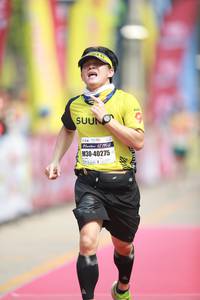 BIB: 1219, 40275
                            <button type="button" onclick="openModal(8405040)" class="btn btn-primary btn-sm float-right btn-popup" data-toggle="modal" data-target=".modal-high-quality">
                        <i class="fas fa-shopping-cart"></i> Add to Cart
                    </button>
                                            <button type="button" onclick="isThisMe(8405040, true)" class="btn btn-success btn-sm float-right btn-popup btn-isme hidden" data-toggle="tooltip" data-placement="bottom" title="นี่คือรูปของคุณใช่ไหม คลิกที่นี่เพื่อเอาเข้าอัลบั้ม">
                        <i class="fas fa-plus"></i> Add to album
                    </button>
                    <button type="button" onclick="isThisMe(8405040, false)" class="btn btn-warning btn-sm float-right btn-popup btn-isnotme hidden">
                        <i class="fas fa-ban"></i> Remove from album
                    </button>