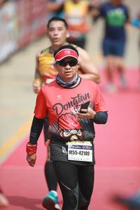 BIB: 42109
                            <button type="button" onclick="openModal(8229434)" class="btn btn-primary btn-sm float-right btn-popup" data-toggle="modal" data-target=".modal-high-quality">
                        <i class="fas fa-shopping-cart"></i> Add to Cart
                    </button>
                                            <button type="button" onclick="isThisMe(8229434, true)" class="btn btn-success btn-sm float-right btn-popup btn-isme hidden" data-toggle="tooltip" data-placement="bottom" title="นี่คือรูปของคุณใช่ไหม คลิกที่นี่เพื่อเอาเข้าอัลบั้ม">
                        <i class="fas fa-plus"></i> Add to album
                    </button>
                    <button type="button" onclick="isThisMe(8229434, false)" class="btn btn-warning btn-sm float-right btn-popup btn-isnotme hidden">
                        <i class="fas fa-ban"></i> Remove from album
                    </button>